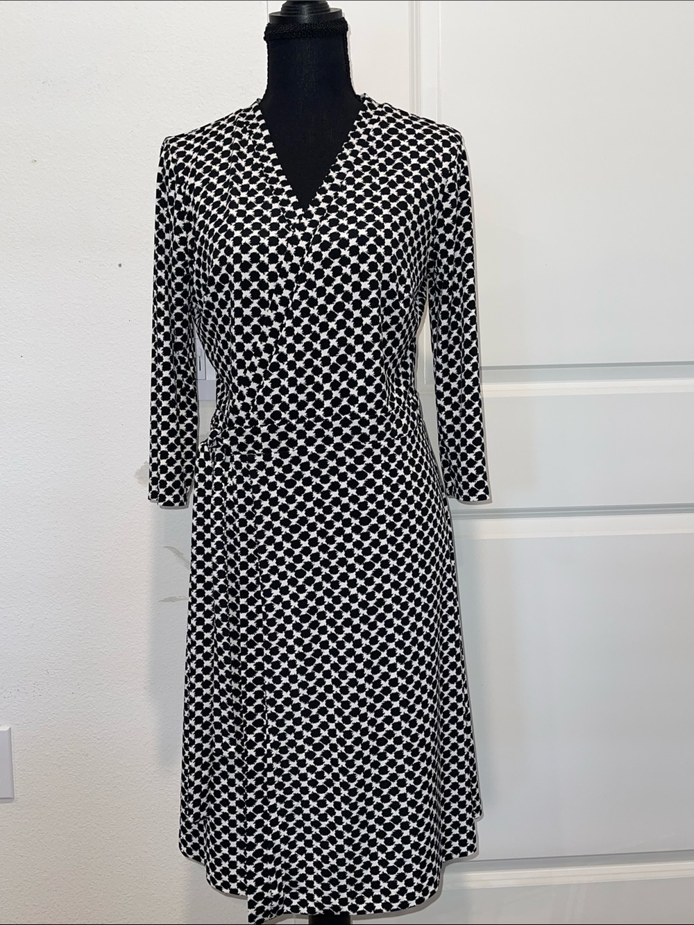 Black & White Geometric Wrap Dress - Classic Women's Dress